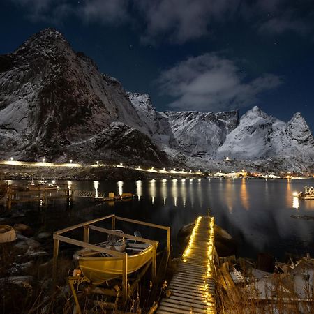 Reine Retro Villa - Cozy Villa With A Fantastic View Luaran gambar
