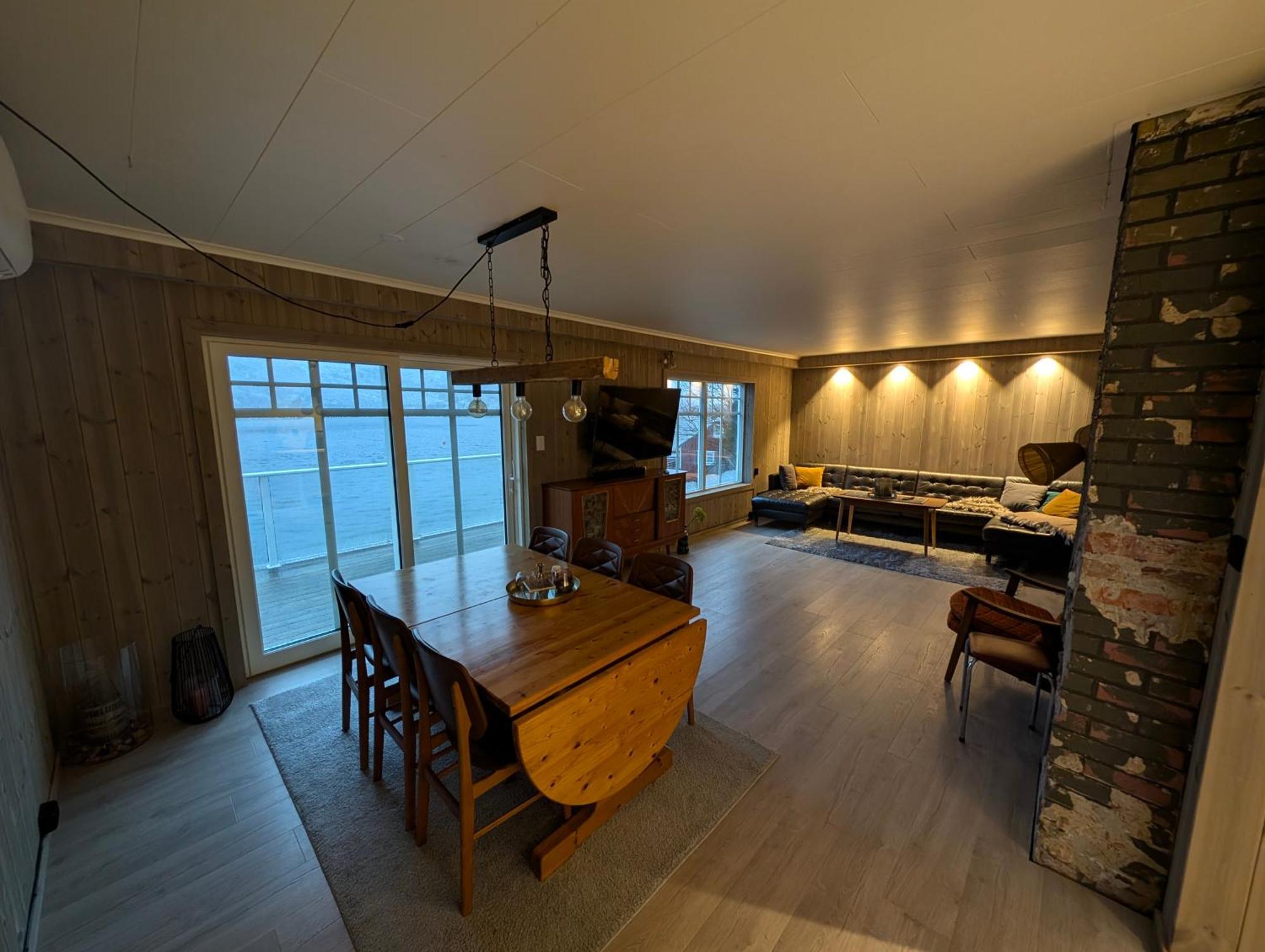 Reine Retro Villa - Cozy Villa With A Fantastic View Luaran gambar
