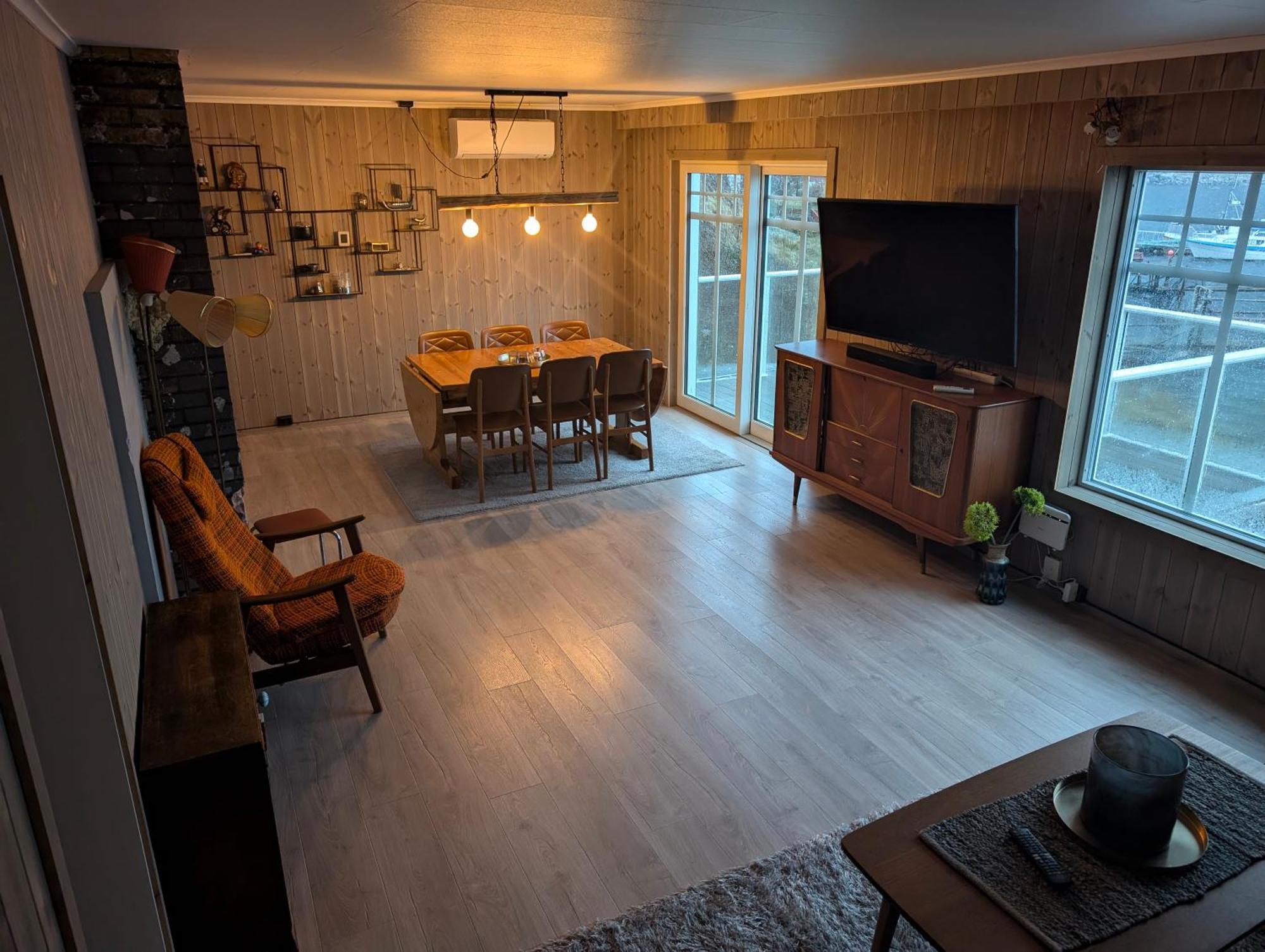 Reine Retro Villa - Cozy Villa With A Fantastic View Luaran gambar