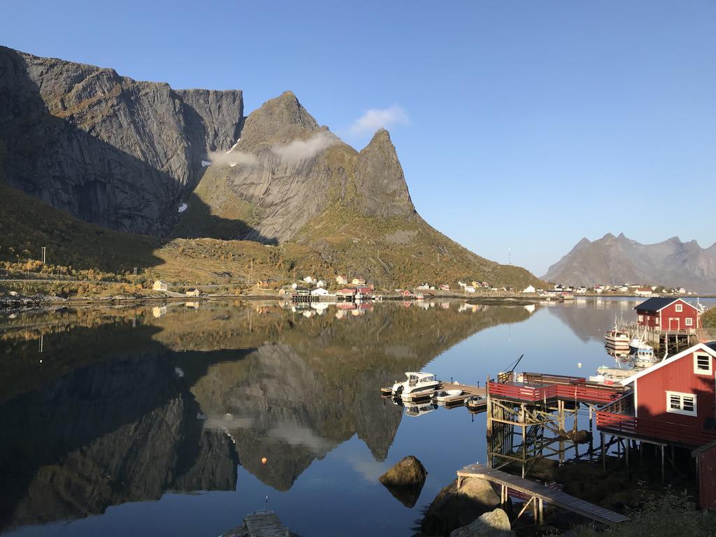 Reine Retro Villa - Cozy Villa With A Fantastic View Luaran gambar