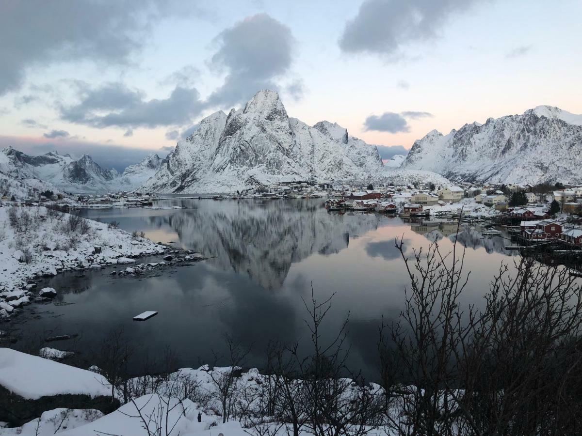 Reine Retro Villa - Cozy Villa With A Fantastic View Luaran gambar