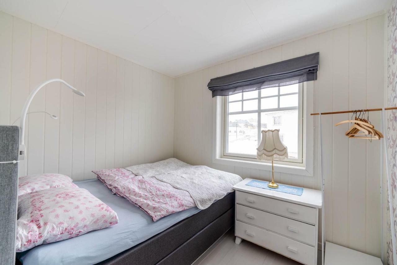 Reine Retro Villa - Cozy Villa With A Fantastic View Luaran gambar